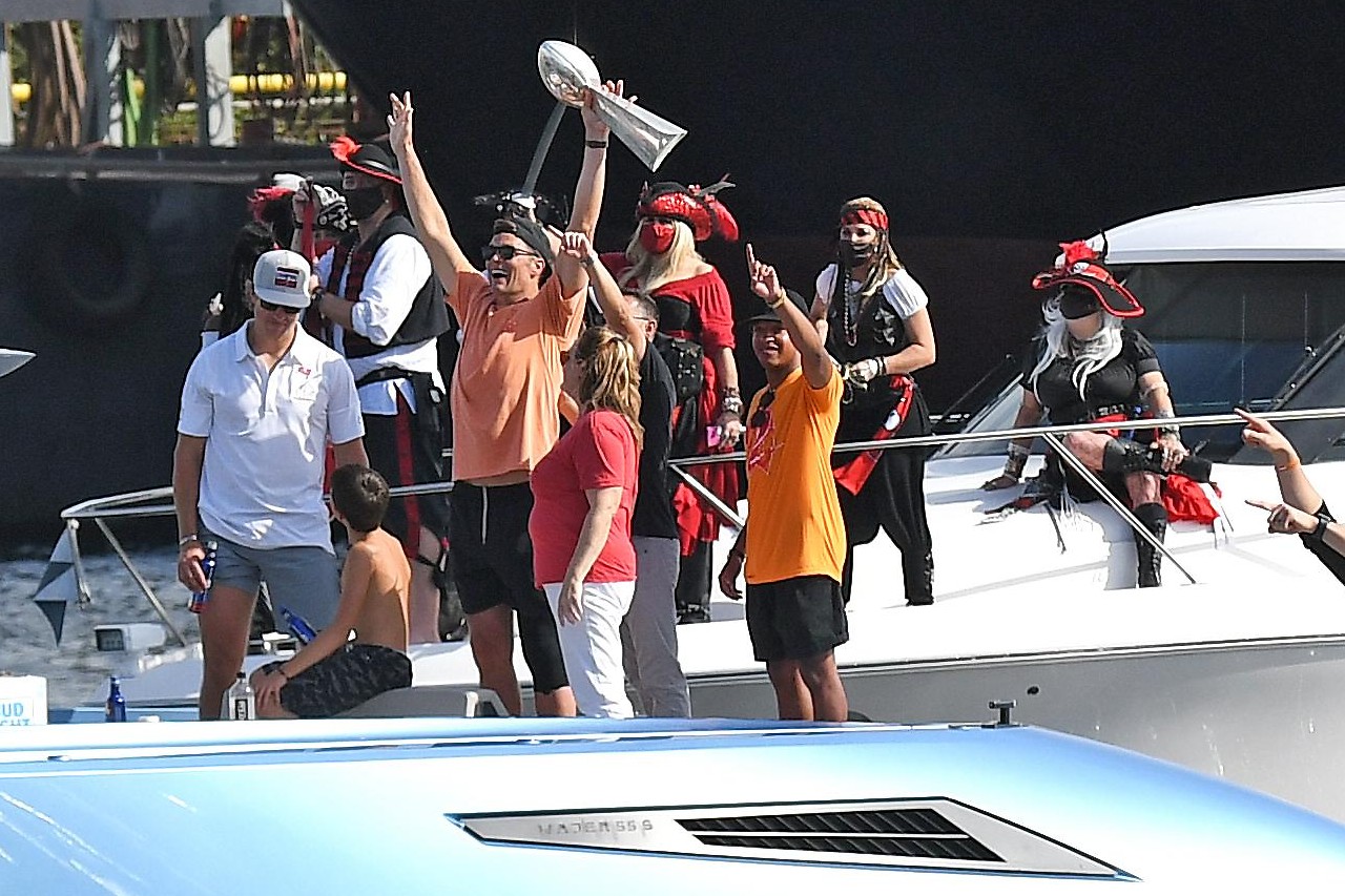 Tom Brady mit Super-Bowl-Pokal