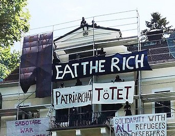 Besetzung einer möglichen Oligarchen-Villa in St. Gilgen-Burgau durch etwa 40 Aktivisten