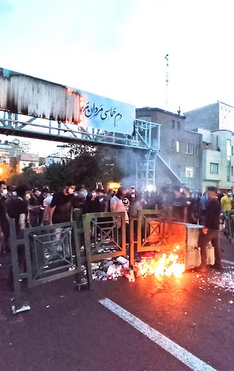 Proteste in der iranischen Hauptstadt Teheran nach dem Tod der Iranerin Mahsa Amini