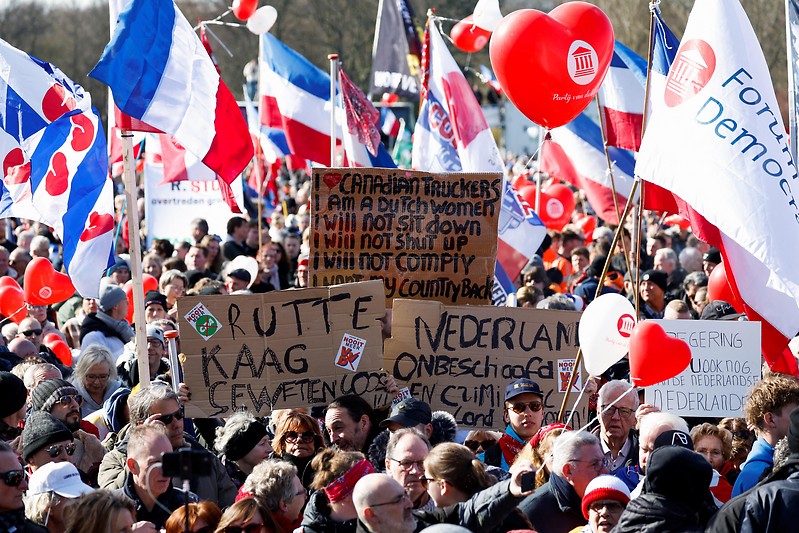 Niederländische Bauern protestieren