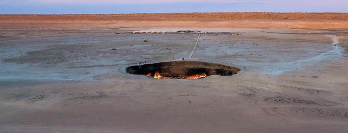 brennender Krater in Karakum, Turkmenistan 