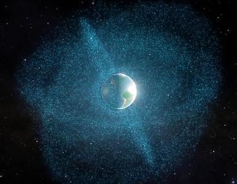 Computerdarstellung eines Planeten mit Weltraummüll umgeben