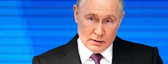 Russlands Machthaber Wladimir Putin hält eine Rede 