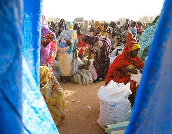 Sudanesische Flüchtlinge in einem Camp im Tschad